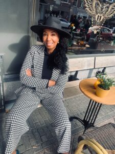 Carla-Caroline-Biss-september-2022